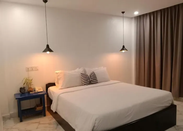 The Rabbit Hole & Siem Reap